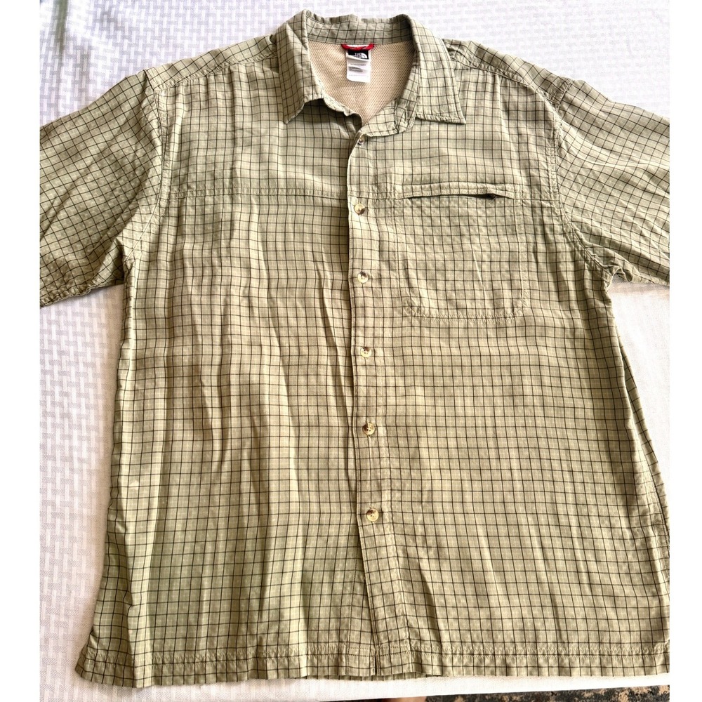 The North Face Mens Large Tan Plaid Modal Blend Short Sleeve Hiking Shirt ANM2